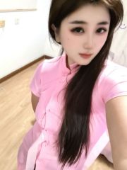 白嫩小骚货