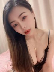肉感十足大胸妹水多多