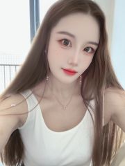 极度反差小清新妹子