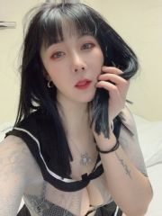 外纯内骚的极品美女