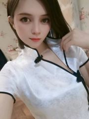 苗条小姐姐