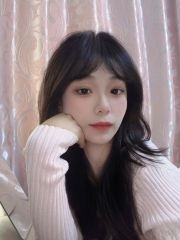 反差清纯大奶欲女