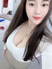 性价比服务型大胸妹